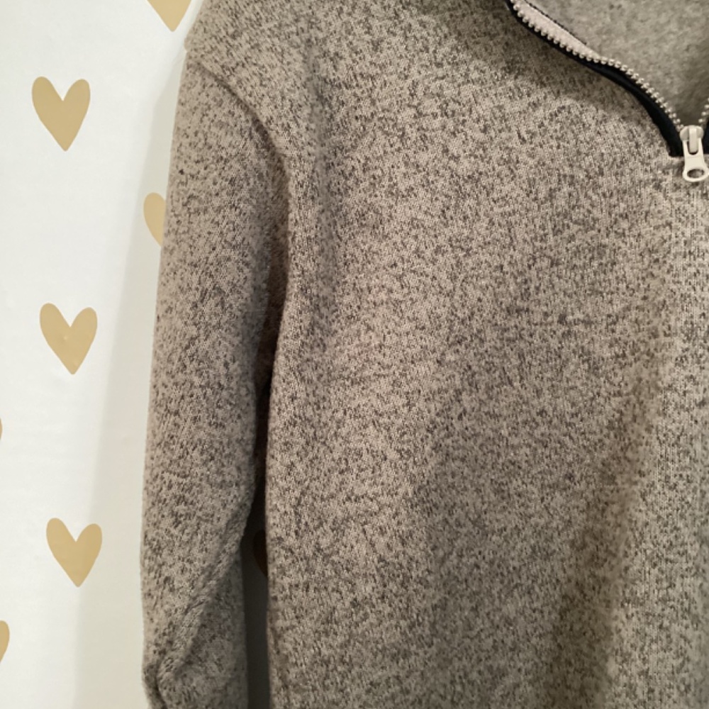 Sweater - Picture 3 of 10